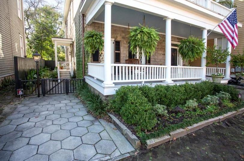  10 Savannah Vacation Homes Perfect for SCAD Parents